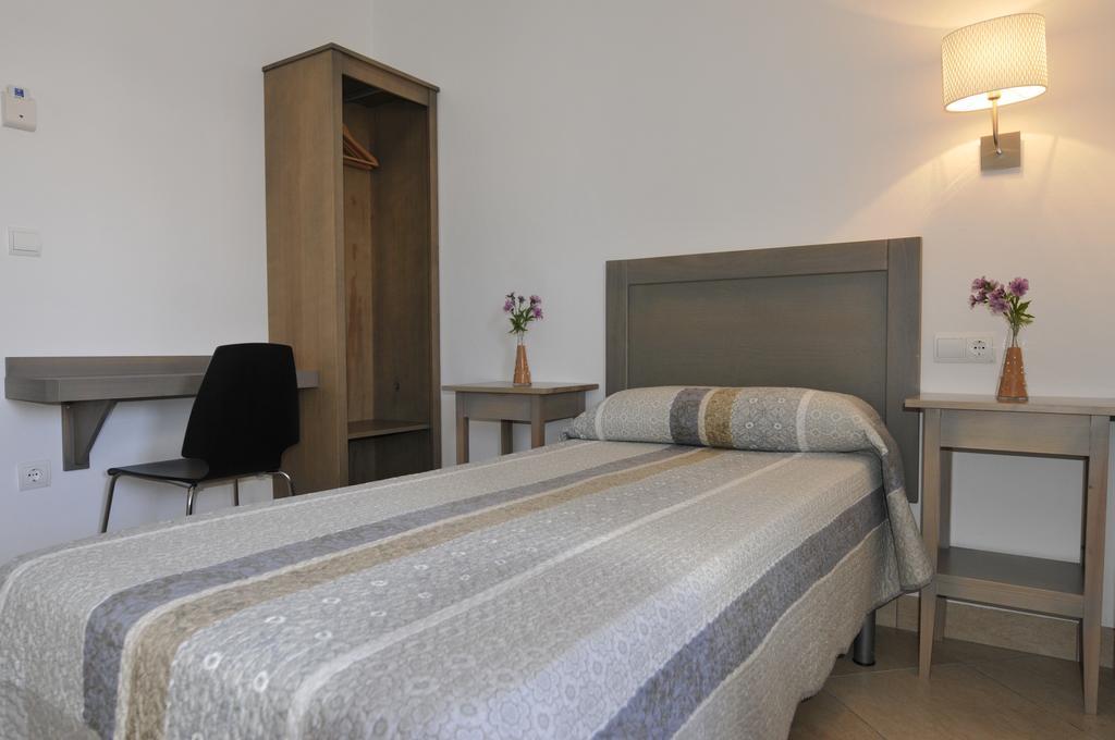 Hostal Tarifa -Recepcion Abierta Las 24H- Exterior photo