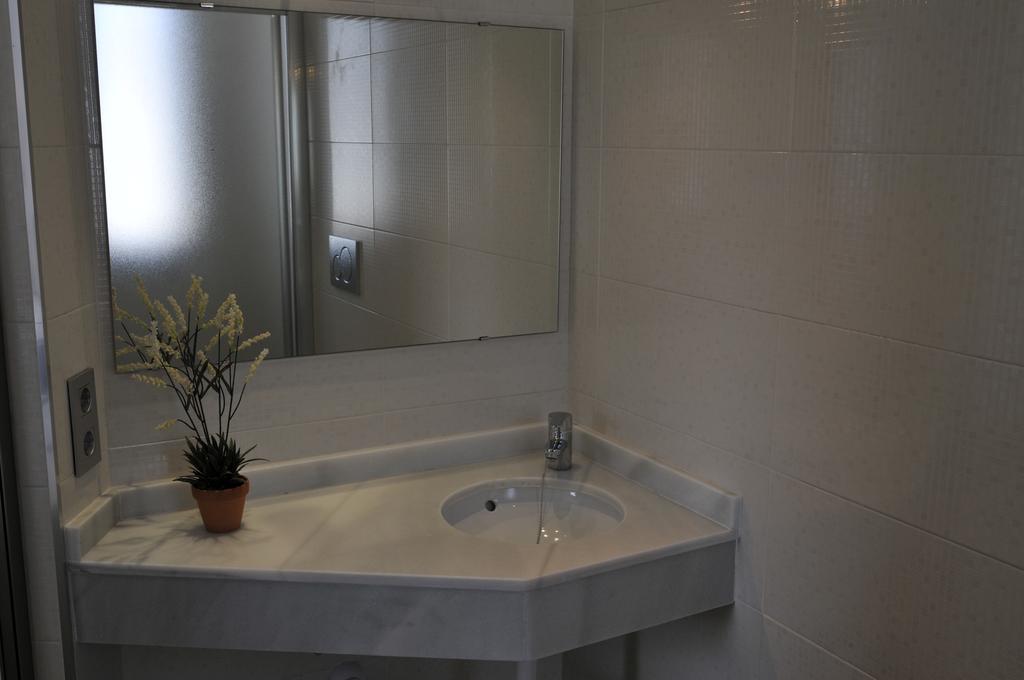 Hostal Tarifa -Recepcion Abierta Las 24H- Room photo
